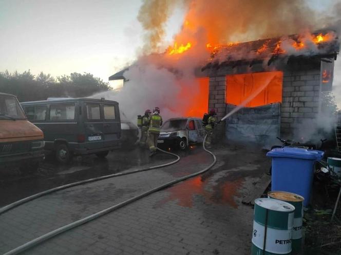 Nocny pożar na Pomorzu. Zginęła kobieta  i 6-letnia córka 