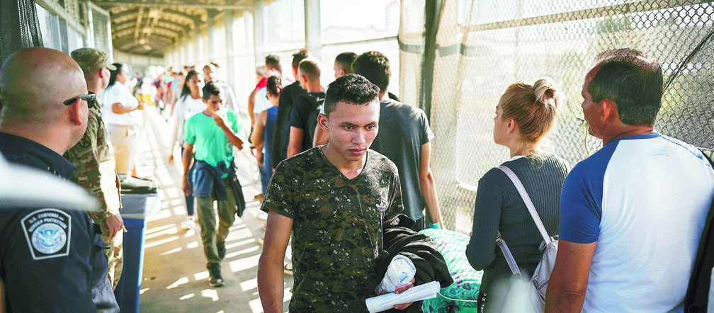 Nie będą karać imigrantów za pomoc