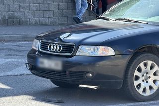 Jastrzębia. 2-letnie dziecko wpadło pod samochód