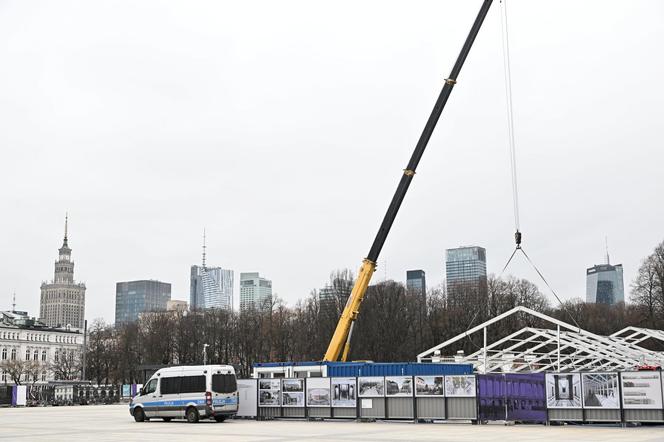 Budowa zadaszenia nad zabytkowymi pozostałościami Pałacu Saskiego 