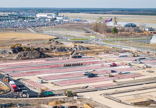 Budowa nowego parkingu przy lotnisku w Pyrzowicach - LUTY 2024