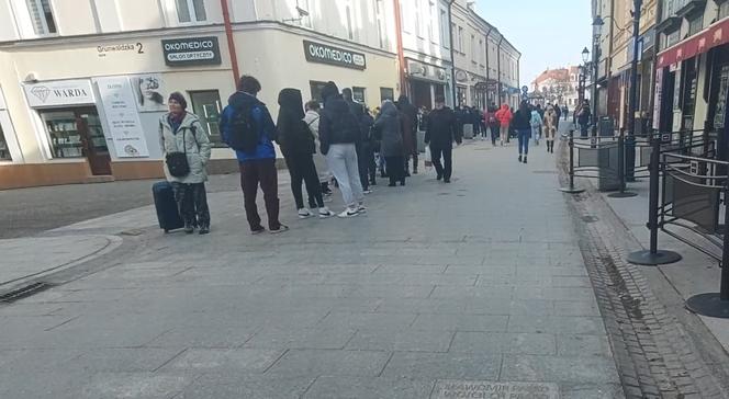 Kolejki po pączki w Rzeszowie [GALERIA]