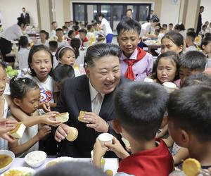 Padły rozkazy Kim Dzong Una. Zabronił naśladowania swojej fryzury!