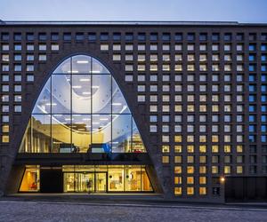 Biblioteka uniwersytecka w Helsinkach, architektura fińska