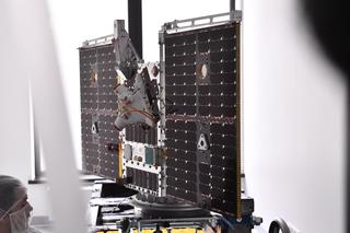 Polska sonda kosmiczna w Warszawie. Na orbitę wyniesie ją rakieta Elona Muska