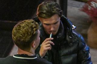 Syn Górniak z dziewczyną imprezuje w środku nocy