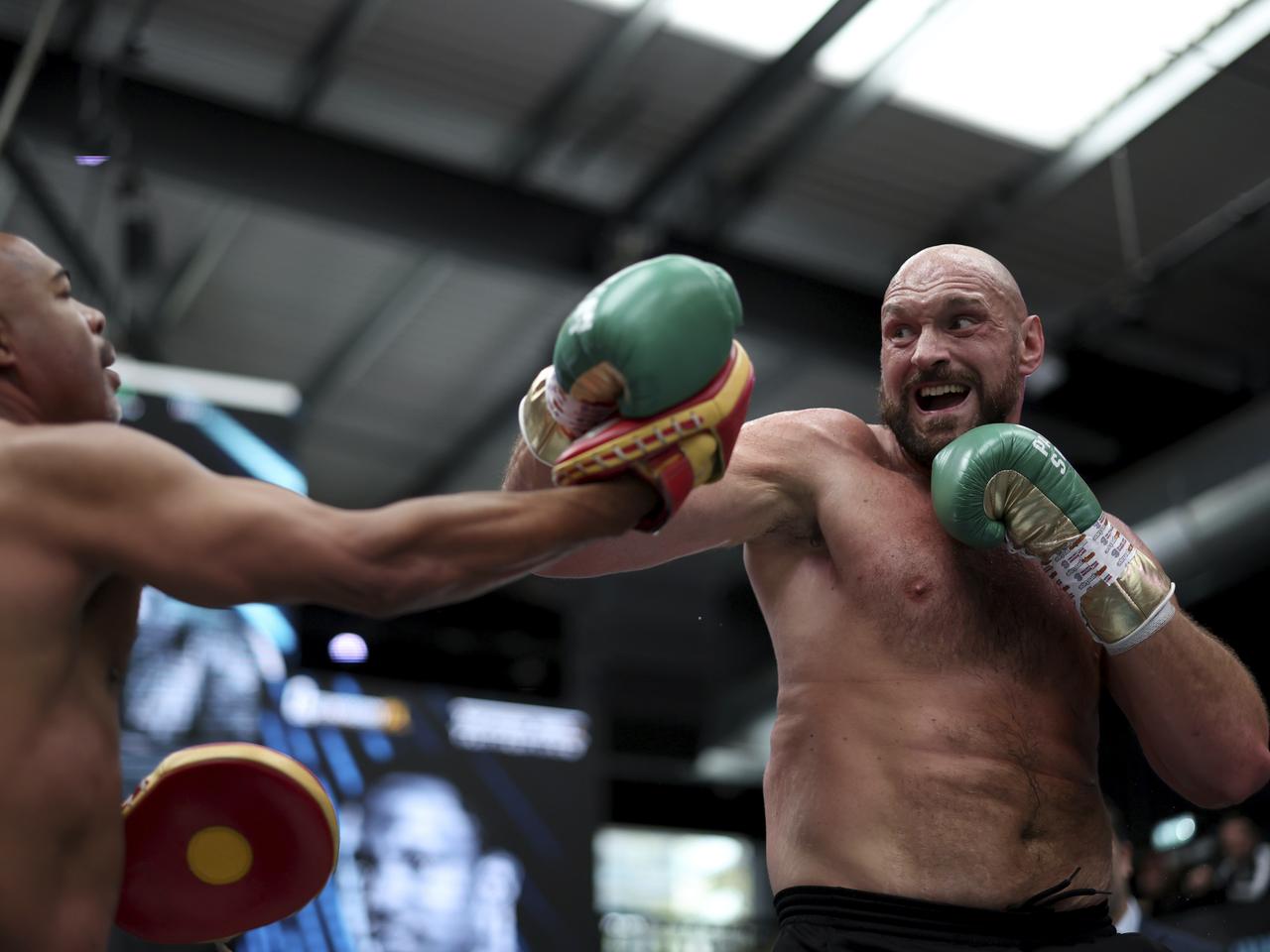 Fury - Whyte: Król Cyganów KRÓLEM ŻARTÓW! Kulisy wideo wyjazdu do Londynu