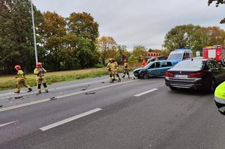 Zderzenie dwóch osobówek na ul. Gdańskiej w Bydgoszczy [ZDJĘCIA]