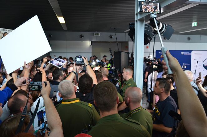 Sławosz Uznański-Wiśniewski wrócił do Polski