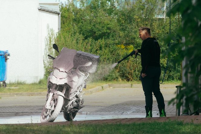 Minister Jakub Stefaniak odpicował sobie maszynę