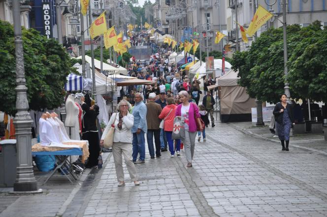 Dni Kielc 2023. Jarmark na ulicy Sienkiewicza, sceny na Placu Artystów i w Rynku