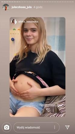 Julia Wróblewska z ciążowym brzuszkiem