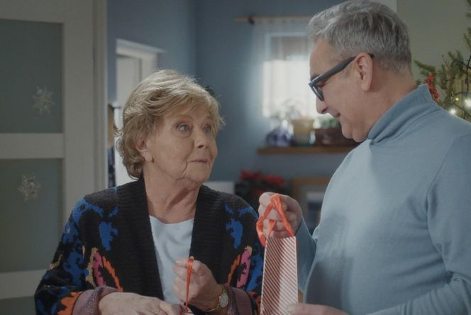 M jak miłość odc. 1857. Barbara (Teresa Lipowska), Jacek (Robert Gonera)