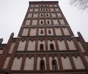 To najpiękniejszy zabytek w woj. warmińsko-mazurskim według AI. „Zachwyca strzelistą sylwetką”