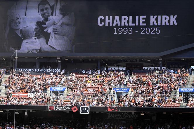 Tłumy na pogrzebie Charliego Kirka. Tak żegna go Elon Musk