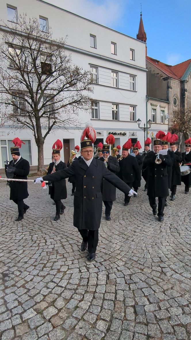 Parada Górnicza przeszła ulicami Tarnowskich Gór