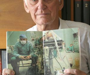 To była przełomowa operacja profesora Religi. Pacjent z nowy sercem żył jeszcze 30 lat