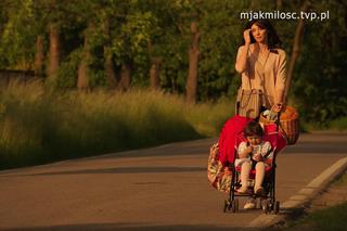 M jak miłość odc. 1747. Ola (Justyna Karłowska), Gabrysia (Sara Lesiczka)