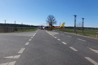 Wypadek na obwodnicy Jasienia. Na miejscu pojawił się śmigłowiec LPR
