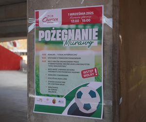 Pożegnianie Murawy na Chorten Arenie. Jagiellonia Białystok rozdaje boisko swoim kibicom