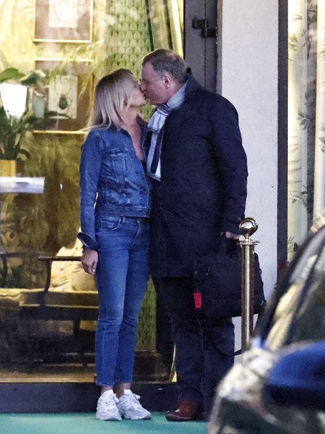 Tłumy gości na ślubie Katarzyny Cichopek i Macieja Kurzajewskiego. Wiemy, kto się pojawił