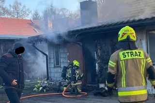 Tragiczny pożar w Bzowie. Mama z córką zostały bez dachu nad głową
