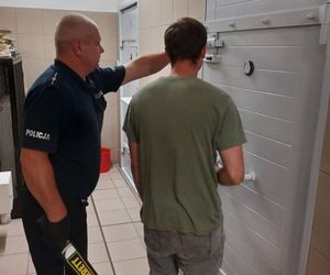 To oni uciekli po tragicznym wypadku na Wisłostradzie. Policja pokazała zdjęcia