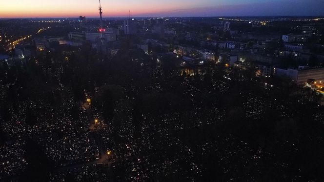 Tak wygląda nocą cmentarz przy ul. Lipowej w Lublinie!