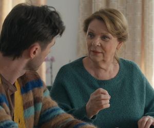 Barwy szczęścia odc. 3251. Cezary (Marcel Opaliński), Natalia (Maria Dejmek), Józefina Rawiczowa (Elżbieta Jarosik)Barwy szczęścia odc. 3251. Cezary (Marcel Opaliński), Józefina Rawiczowa (Elżbieta Jarosik)