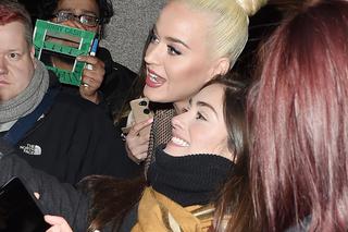 Katy Perry z fanami w Londynie