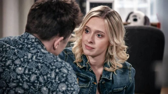 Pierwsza miłość odc. 4051. Kaja (Elżbieta Trzaskoś), Alan (Alan Andersz)