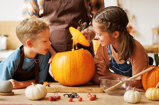 Te dodatki sprawią, że dynia będzie smakowała przepysznie. Pomysły na wykorzystanie dyni