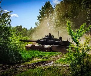 Czołgi K2 podczas ćwiczeń w 9BBKPanc