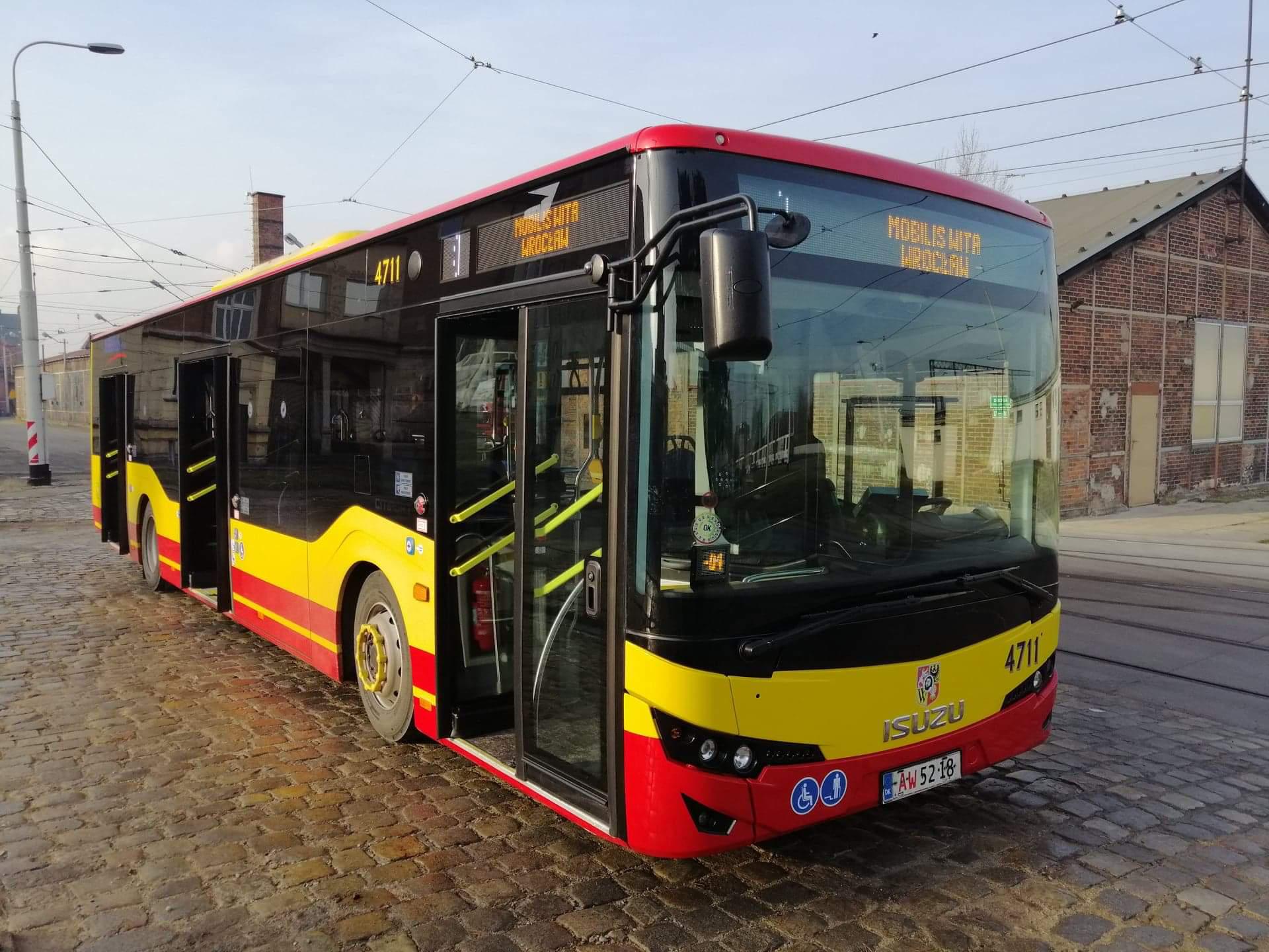 Nowe autobusy MPK Wrocław. Isuzu wożą już pasażerów