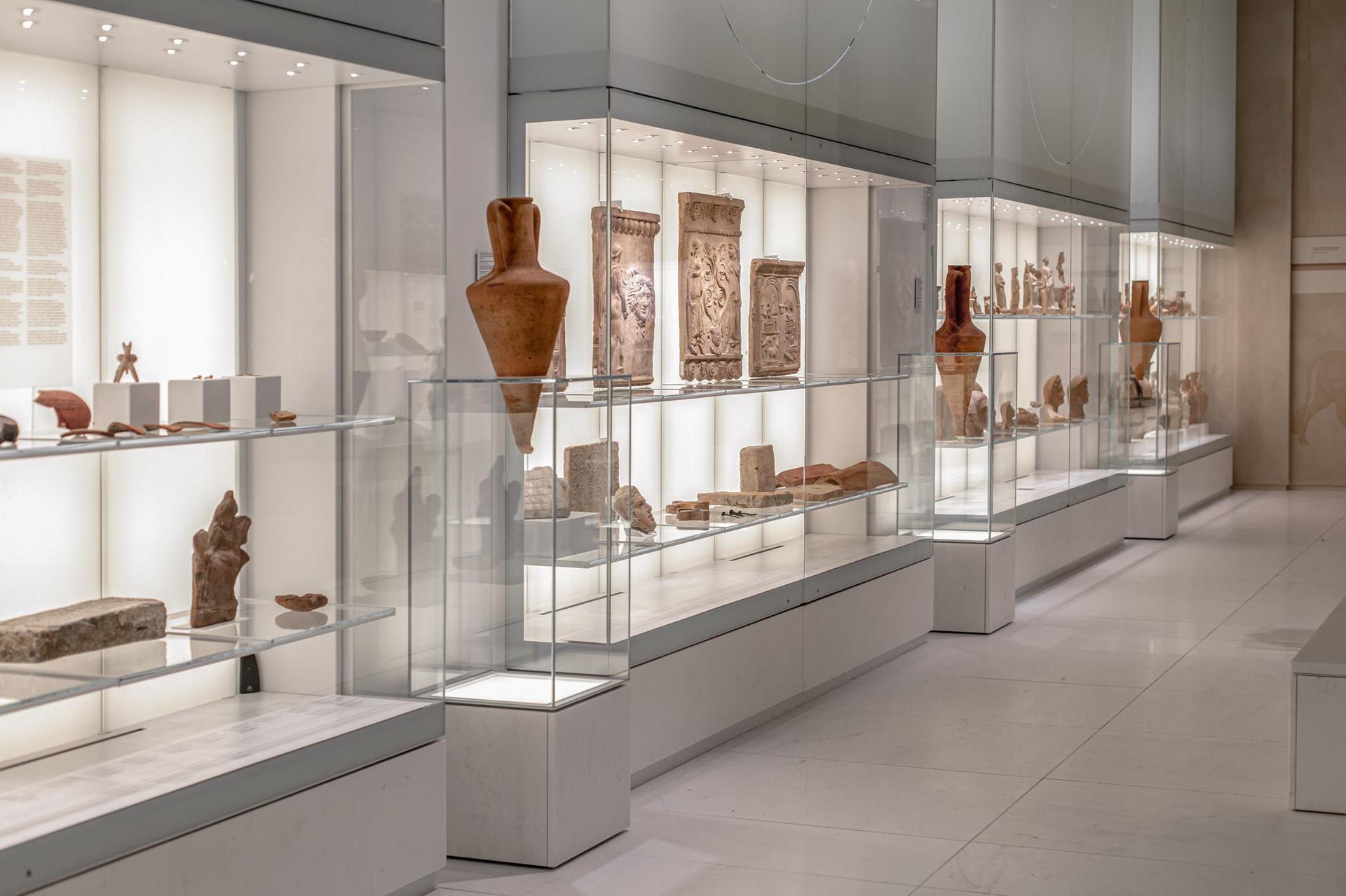 Galeria Sztuki Starożytnej projektu Nizio Design International: fotospacer po zmodernizowanych wnętrzach