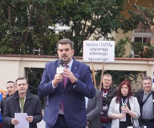 Protest rodziców i dziadków w Warszawie (7.03.2025)