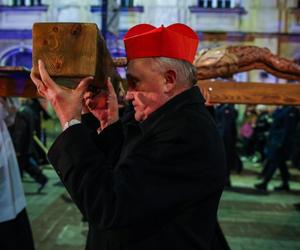 Centralna Droga Krzyżowa 2024 w Warszawie