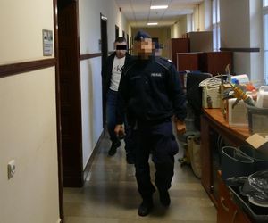 Wypchnął ukochaną przez okno, bo nie chciała do niego wrócić. „Ola sama skoczyła”
