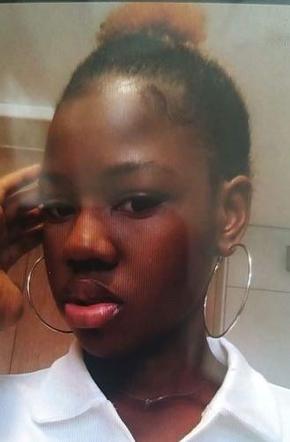 Kunakiese Motomobila Kifu Naomie – Warszawa