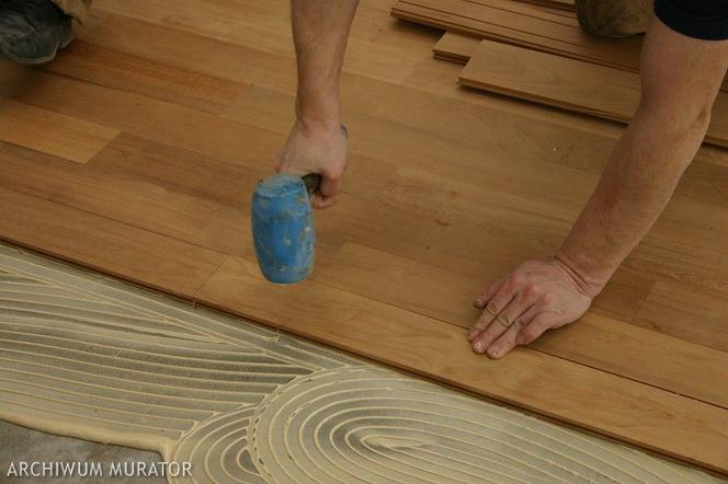 Podłogi drewniane: lite drewno. CENY litych podłóg!