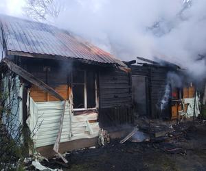 Potworny pożar domu w Majdanie. Dwie osoby nie żyją