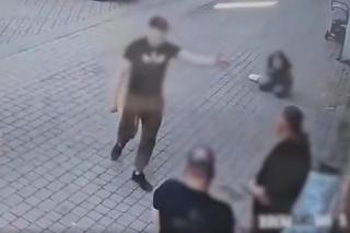 Skatował ją przy dziecku, a oni tylko się przyglądali