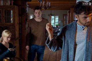 M jak miłość, odc. 1491: Sonia (Barbara Wypych), Janek (Tomas Kollarik), Rafał (Jakub Kucner)