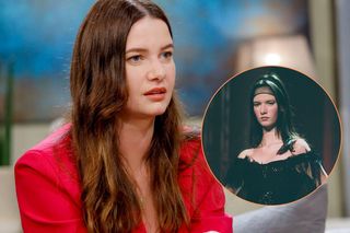 Karolina Malinowska żyła z matką i bratem w skrajnym ubóstwie. Zrządzeniem losu trafiła do modelingu