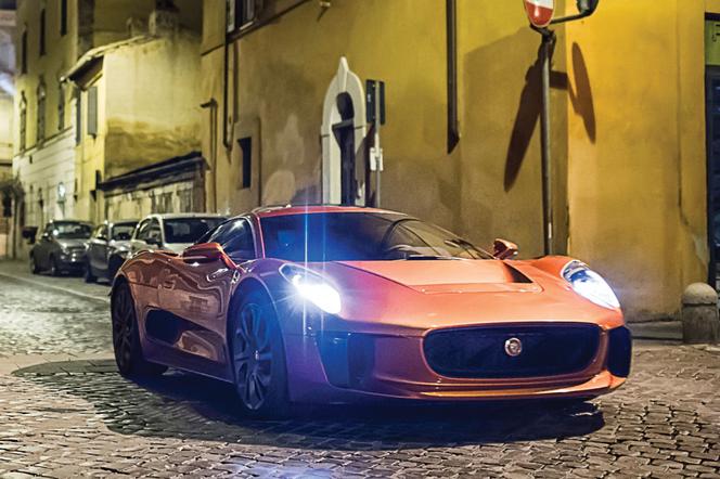 Jaguar C-X75 z filmu "Spectre"
