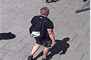 Poszukiwani przez policję mieli okraść seniorkę