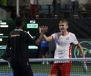 19-latek bohaterem reprezentacji Polski w Pucharze Davisa! Wcześniej Hubert Hurkacz zrobił swoje