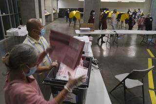 Biden cierpliwy, Trump liczy