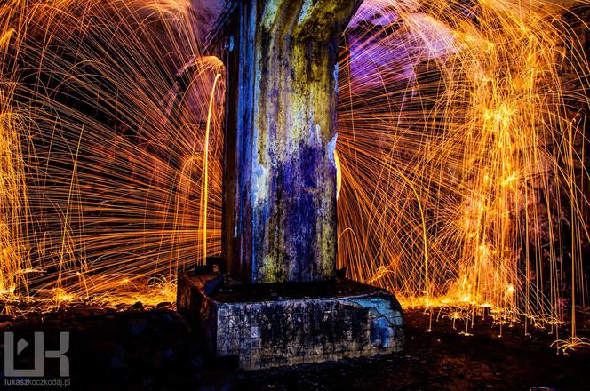 Steel wool photography. Tak maluje się ogniem!