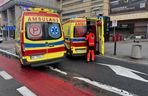 Potrącenie trzech nastolatek w centrum Warszawy. Kierowca wyjeżdżał z parkingu